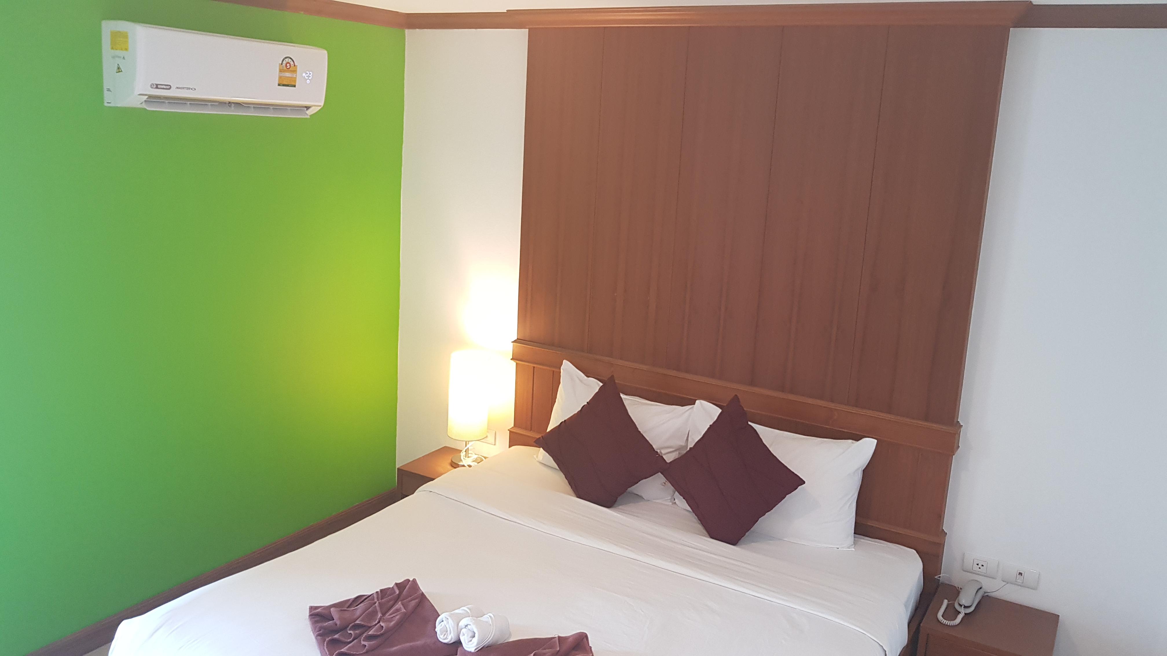Pipikuku & Restaurant Phuket