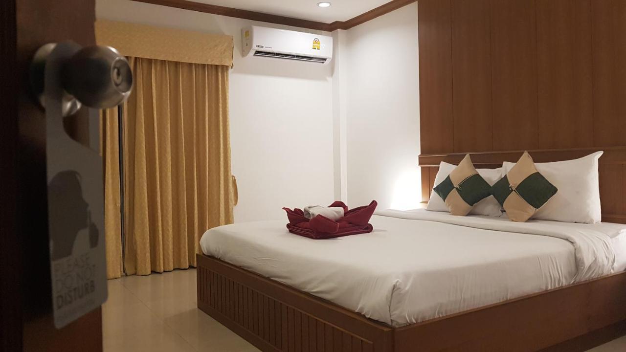 Pipikuku & Restaurant Hotel