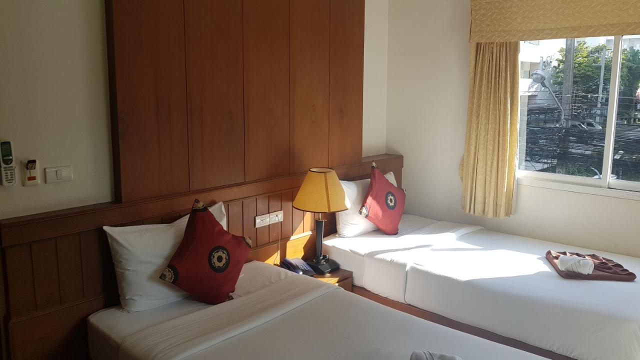 Pipikuku & Restaurant Hotel Phuket